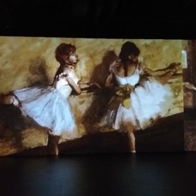 旅人。元バックパッカー、今は少し優雅な旅することもある。訪問した国60ヶ国以上、住んだ国5ヶ国、海外生活24年目。
色んな国に出没してる毎日がホリデーの人。旅以外も思ったことツイート。