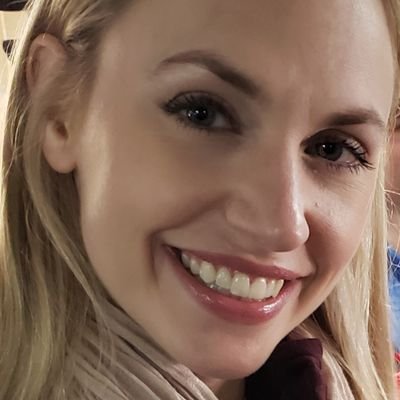 HollyAhearn's profile picture. 