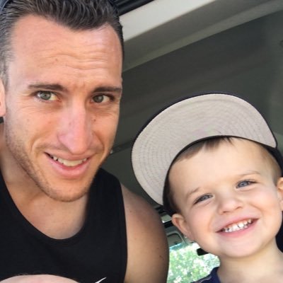 coachbizLE's profile picture. Physical Education at LE. #hustlenmotivate