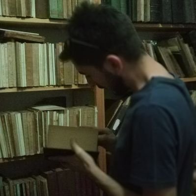 kumdankaleler34's profile picture. 