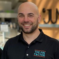 Aaron (@aaronsholl) 's Twitter Profile