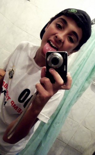 te conheceer foi tão boom pra mim baaby , me conquistou de uma forma tãoo especiaal !!' (8' *--* ! B.F. ILOVEYOU♥ ! ! Segue ae qe eu te sigo devolta (: s2