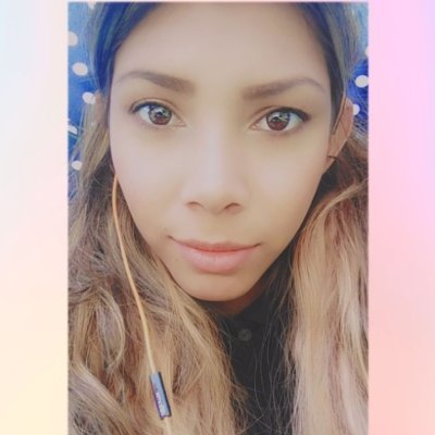 dannamujica13's profile picture. 🎓 Community Manager
👑 #modelo
📖 Lectora apasionada
⛈️ Amante de los días Lluviosos
➡“Lo que arriesgas revela lo que vales" -Jeannette Winterson