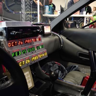 paradoxr9's profile picture. I'm an infosec paradox.