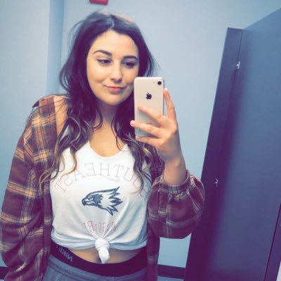 MiranDopeee's profile picture. Be groovy or leave man