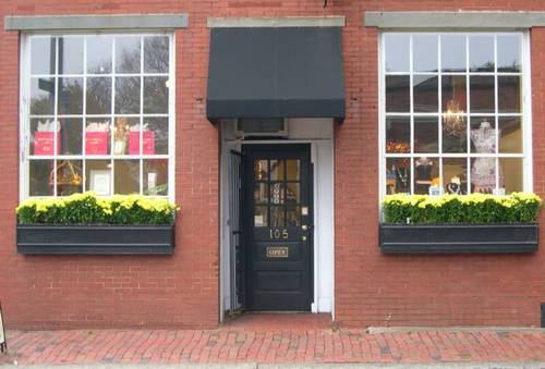 sophiasofsalem's profile picture. A Stunning boutique filled with the romance and allure of a shop in old Paris. Located in the bewitching seaport of Salem Massachusetts.