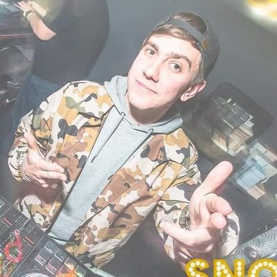 Wedding Photographer and Resident DJ at @snobsnightclub