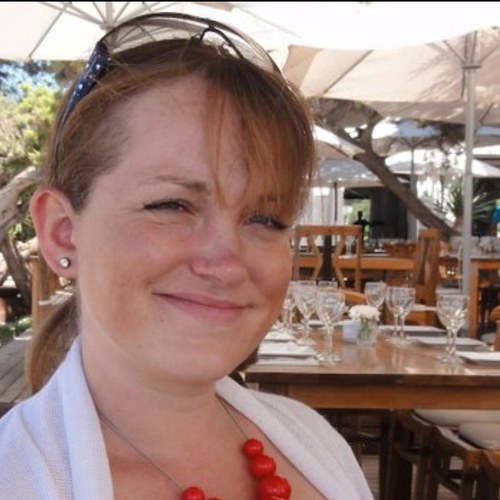 alipearce1978's profile picture. 