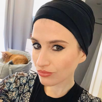 ForemanShoshana's profile picture. Healer. Reiki Practitioner. Plastic Surgery PA. Musician. Professional Boxing Manager. Happy wife of Yuri Foreman ( @Yforeman )