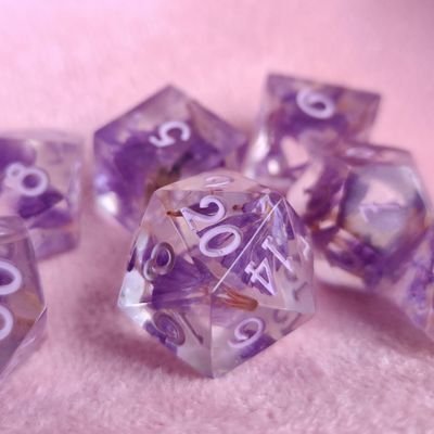 Hi! I'm @DaisyGardnerCos (she/they), this is my dice account. Commissions currently closed/on a hiatus, but considering selling irl at events in the future.