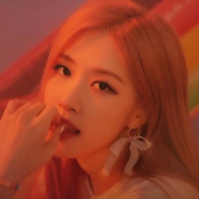 Rosdrew1's profile picture. Hi I'm blackpink fan account my bias is Jennie and my favorite ship is CHAENNIE