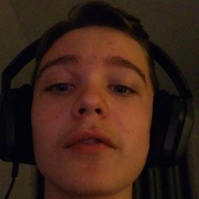 KenKneeV's profile picture. 《Gamer》