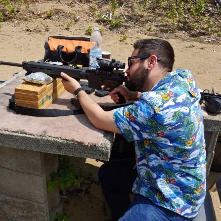 t100igual's profile picture. Neto do @JoaquinTeixeira Cidadão do Mundo...