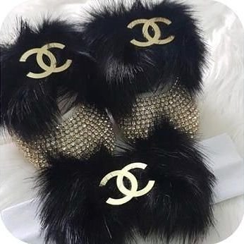 nourshoes's profile picture. 