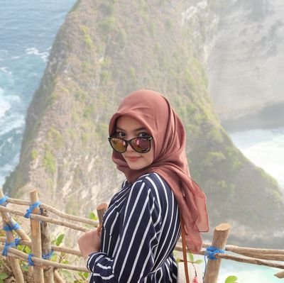 shellaraini's profile picture. hakuna matata. ig : shellaraini