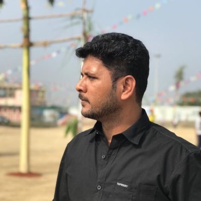 baboosdcc's profile picture. Visual Designer @zoho