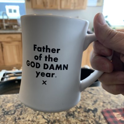 BTweetface's profile picture. We play frisbee between boat races.