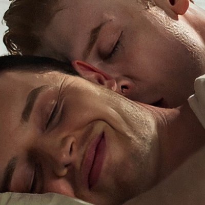 I don’t know what you want from me stop being so annoying #gallavich #noelfisher #cameronmonaghan