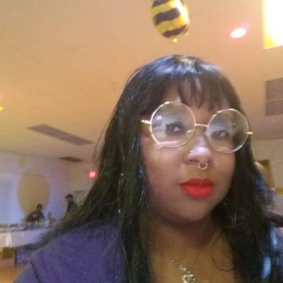 chanelmccullou1's profile picture. who doesn't love good ol fashion despair?!