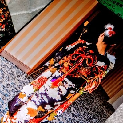 CaAcyu's profile picture. 表現のカタチは、ひとつの分野に留まらない自由があると想う。
芸術・文化・料理・音楽も好き　

珈琲飲めるように戻った✌️
新しい生活様式があるなら、新しい表現方法があると感じる。

今はなんとなく形にならない、それを形にする模索中

音楽の友人はワタシの人生の宝物🕊️🕊️🕊️