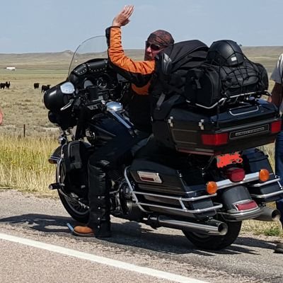 justaday_trader's profile picture. 