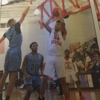 15 years old lives in Clinton South Carolina play basketball and football number 24 like always go to Clinton high school an I have a big crush Ashlyn Ballard