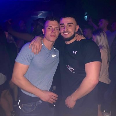 Twitter looks shit and dan green can suck his mum