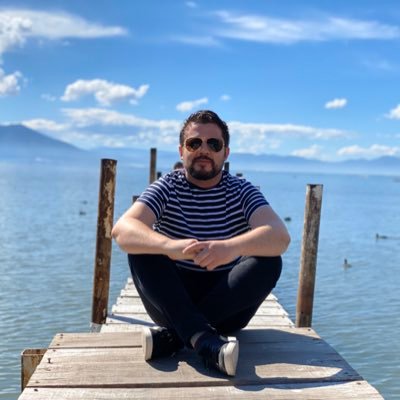 “Agente de Bienes Raíces en GDL”, No soy antipático, solo un simpático reservado🤷🏻♂️🌵🏝☀️