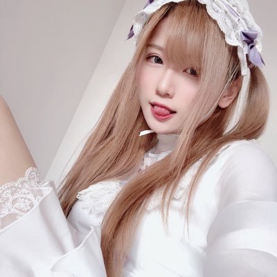 Visit 莉酱Lusia Profile
