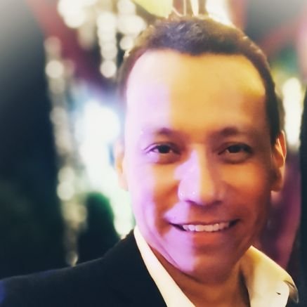 Periodista, economista, consultor digital. Columnista de @elpaiscali. Desafinado Buscando La Melodía.