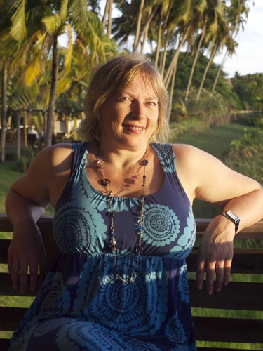 lizblight's profile picture. Love flowers, dogs, people (no particular order), discovering new places, learning new stuff & doting auntie to 12 nephews & nieces.