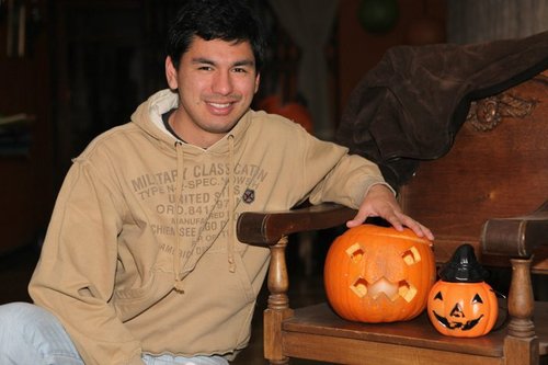 Estudiante de Periodismo,redactor periodistico,fotografo y amante de las iguanas!