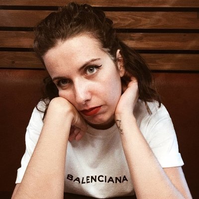 CrisPuig1's profile picture. Intenseta però bona xiqueta.
Traductora i revisora audiovisual.