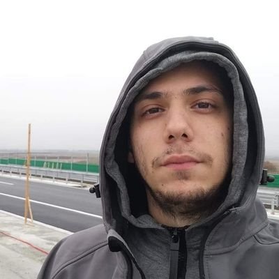 TuUKraju's profile picture. gamer, a bit less of a streamer and really bad content creator :)))