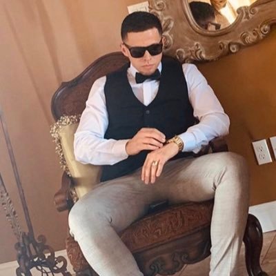 OliverOliver190's profile picture. 