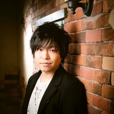 声優。
推しの子《ぴえヨン》機動戦士ガンダム鉄血のオルフェンズ《シノ》ベイビーステップ《丸尾栄一郎》海辺のエトランゼ《橋本駿》Lv2チート《金髪勇者》WIND BREAKER《榎本健史》転スラ《フリッツ》キャプテン翼S2《反町一樹》美少女戦士セーラームーン《アルテミス》THE FIRST SLAM DUNK《桑田登紀》