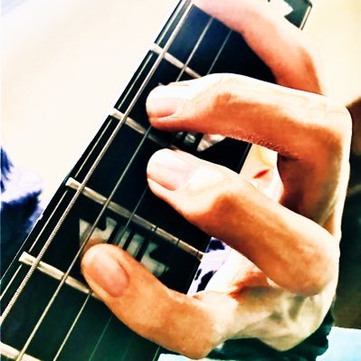 Tweet the famous guitar riff.
All performances are by me(@byndscrptn).
I'm Japanese.
Rock
Alternative
Hard Rock
Heavy Metal
Metalcore
Deathcore
Pop
Jazz