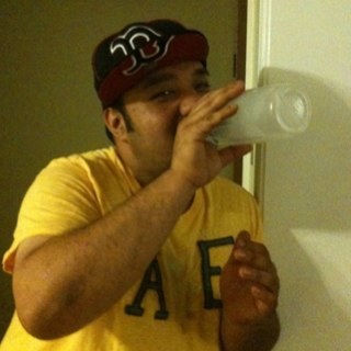 tweetjebin's profile picture. 