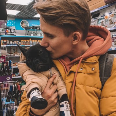 mik_klinov's profile picture. 