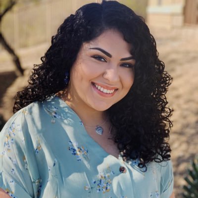 AZ 🌵| Academic Success Coach for TRIO SSS-Teacher Prep at UArizona #TRIOWORKS #1stgen Married 🏳️🌈 | Proud Chicana 🇲🇽🇺🇸