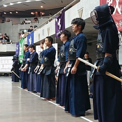jikeiidai_kendo's profile picture. 東京慈恵医科大学 剣道部 の公式アカウントです！ 😊火 木 土 の週3回 活動してます💪経験、未経験は問いません！気軽にフォローしてください!!🙇‍♂️🥰  Instagramもやってるのでぜひチェックしてみてください！😘😘