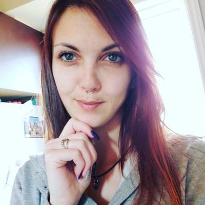 FrayJvo's profile picture. I'm a mom of 2 boys and I love to sing! 😊