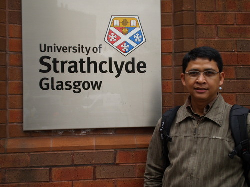 I am Chief of Digital Forensic Analyst Team (DFAT) of Indonesian Police Forensic Laboratory Centre. I was one of Indonesian Super Six UK Alumni in 2010.