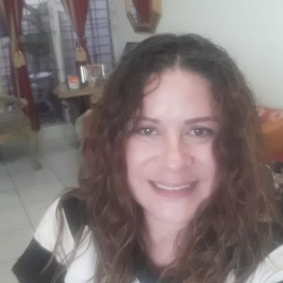 mcerv333's profile picture. Coordinadora social- Desarrollo de estudios socioambientales para tramitologia de proyectos solares e industria. consulta ciudadana, Normas IFC, socioeconomico.