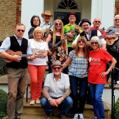 Fun loving charity fundraising organisation Ukie TooNes .Every penny goes to help charity 🎵🎶🎵🎶🎵🎶🎼