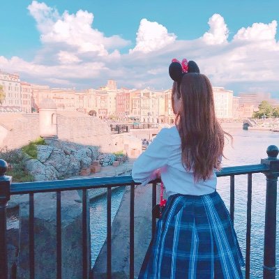 初めまして❗️💕Disney大好き❤️いきなりのフォローごめんなさい🙇‍♀️初めたばかりなのでフォロー返してくれると喜びます😳❗️趣味は、Disney全般・お洒落・エクササイズです＾＾宜しくお願いします💕