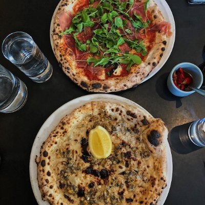 PizzaShots's profile picture. I like pizza and take pics of it