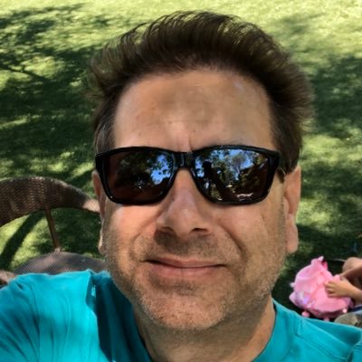 PageDoll's profile picture. 