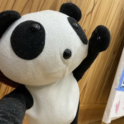 京大の音楽サークル京大合唱団 新歓アカウントです! 練習日時👉️月・水・金 18:00~20:30 場所👉京都大学学生集会所2F 入団条件👉大学生,大学院生,他大生,留学生OK! 2回生以上も大歓迎♪ DMでお気軽にご連絡ください🥰 公式👉@kucsingers #京大新歓 #春から京大