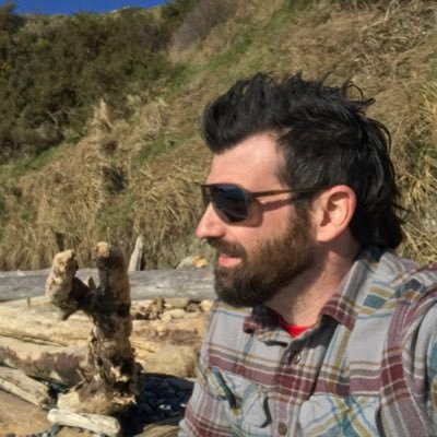 Co-host of @younggaffers podcast and Contributor @NorthernXI based in Victoria, BC. Music lover, bastion of taste, bon vivant.